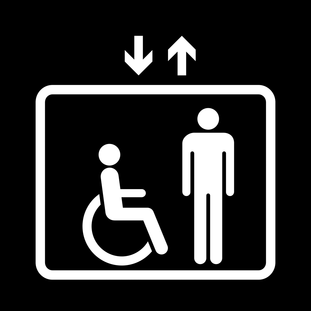 Svart fyrkant som innehåller två vita symboler. En som föreställer en person i rullstol och en person som står bredvid. Runt personerna är det en vit ram med runda hörn. På ramens ovansida syns två vita pilar. En som pekar upp och en som pekar ner.