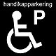 Svart fyrkant som innehåller en vit symbol och vit text. Symbolen föreställer en rullstolsburen person. Till höger om symbolen står bokstaven P. Ovanför symbolen står texten: handikapparkering. Bilden visar att det finns särskild parkering för rullstolsburen.
